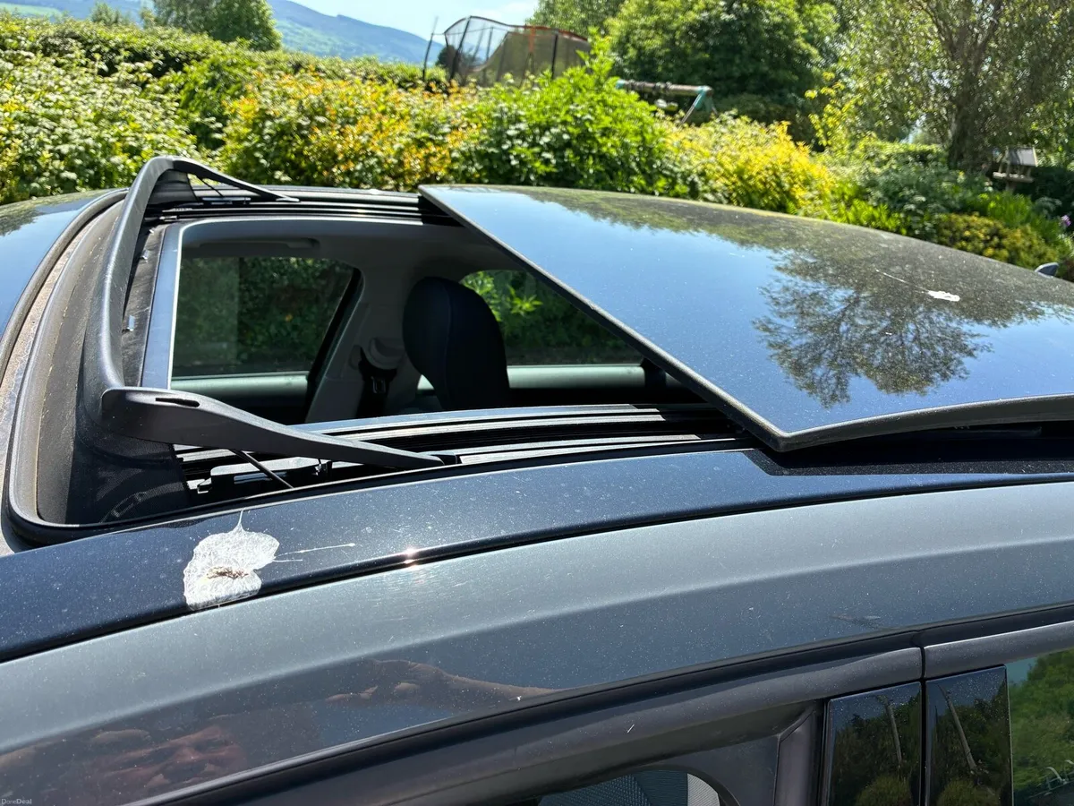 Audi Q2 - Image 2