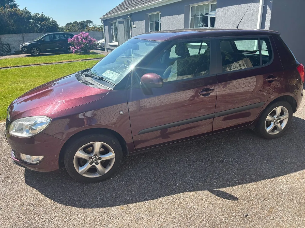 Skoda Fabia 2011 - Image 2