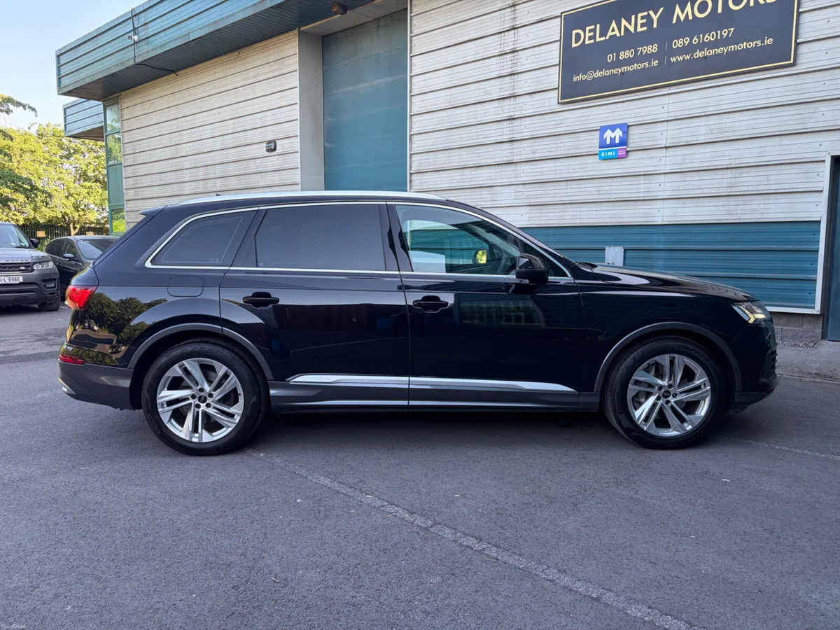 202 Audi Q7 N1 2 Seat Commercial Van - Image 4