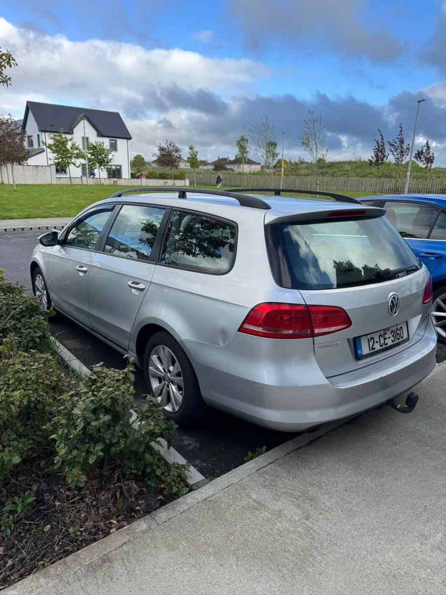 Volkswagen Passat 2012 - Image 4