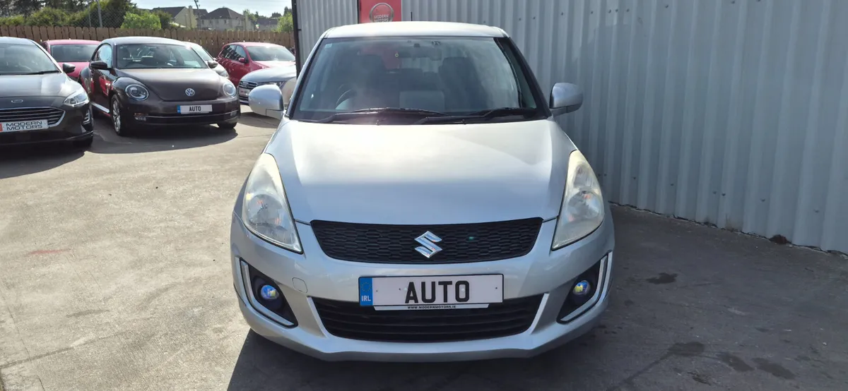 Suzuki Swift automatic 1.2 5dr low kms - Image 4