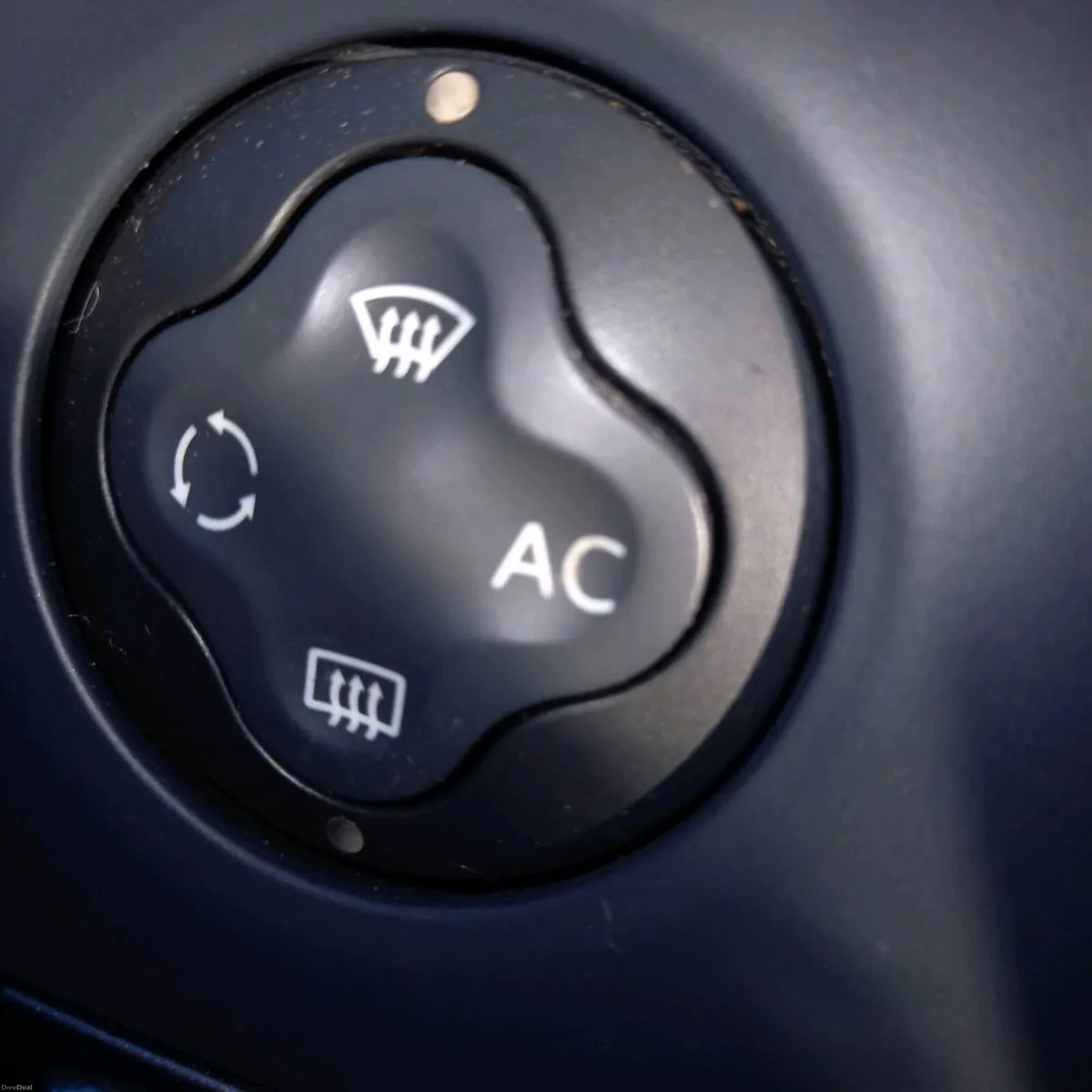 Renault Clio Tom Tom Edition Long Nct 2027 - Image 3