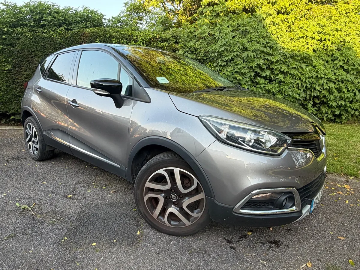 Renault Capture ONLY25,000 kms Leather Seats - Image 2