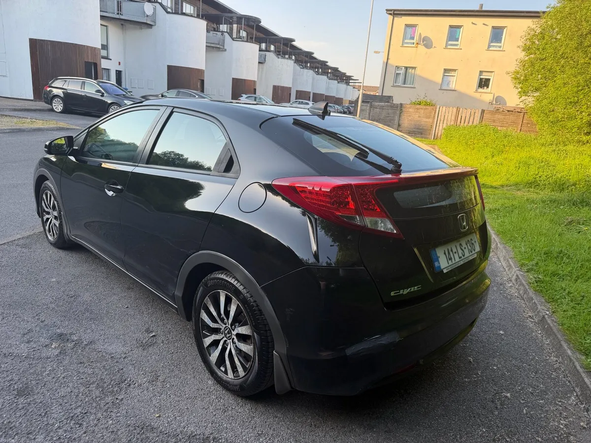 141 Honda Civic Nct&Taxed - Image 3