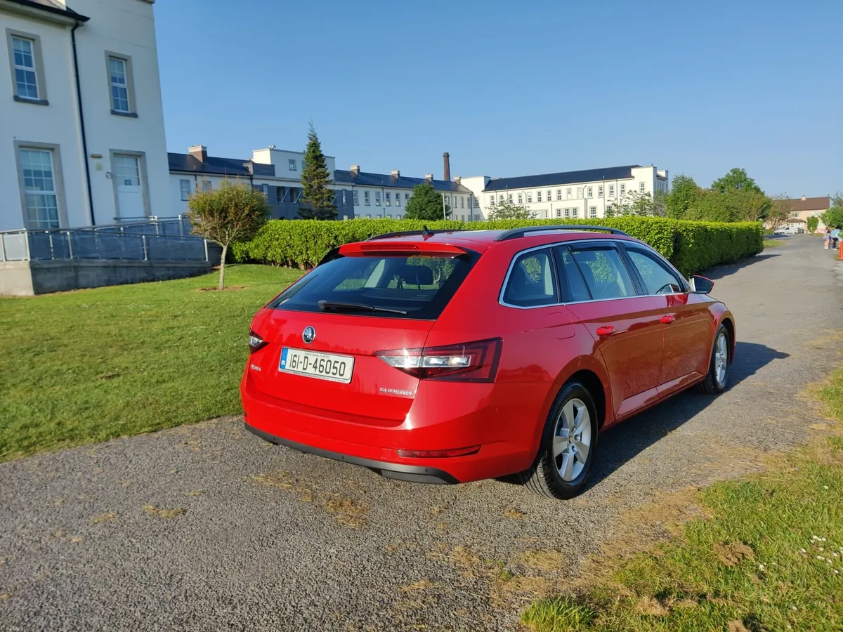 Skoda Superb - Image 3