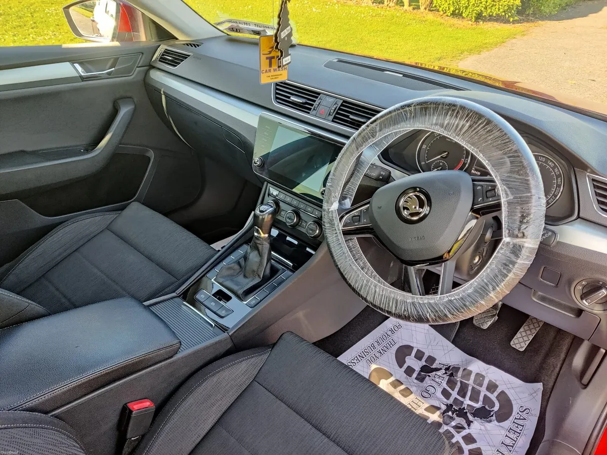 Skoda Superb - Image 4