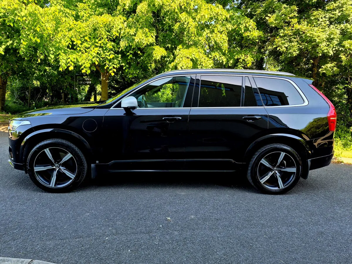 2017 VOLVO XC90 T8 R DESIGN PHEV HYBRID 407BHP - Image 3