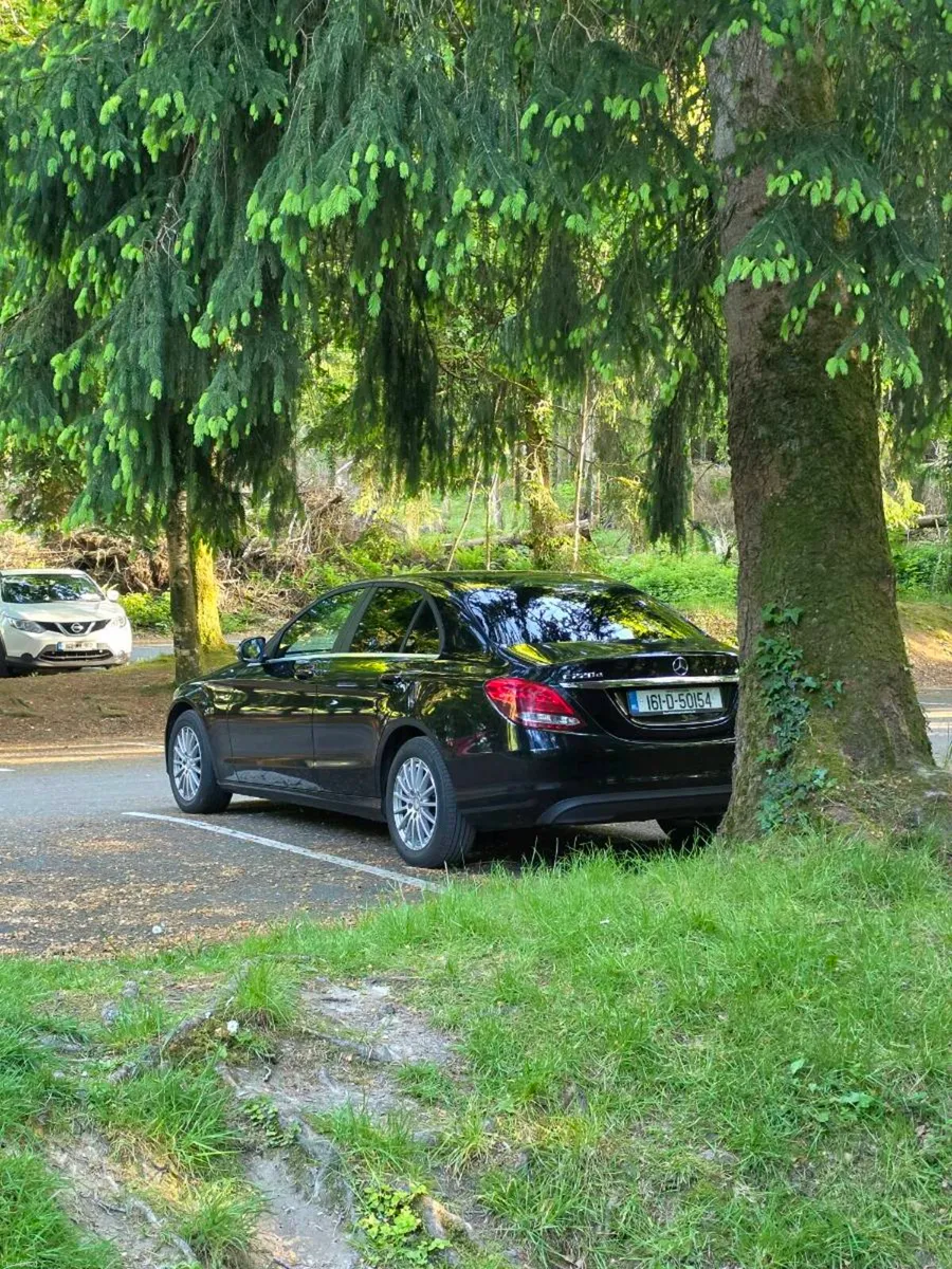 Automatic 2016 Mercedes c220 - Image 1