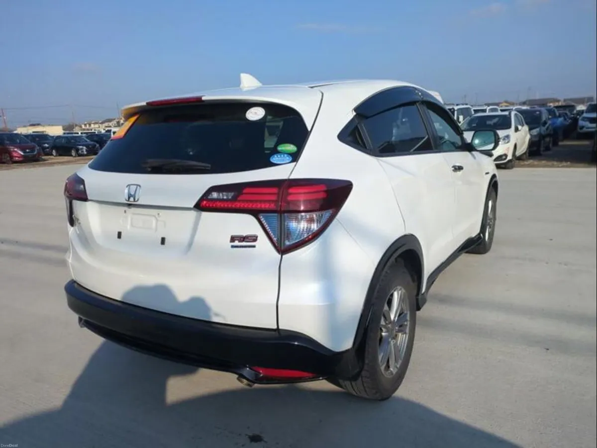 Honda Vezel Hybird RS HondaSensing - Image 2