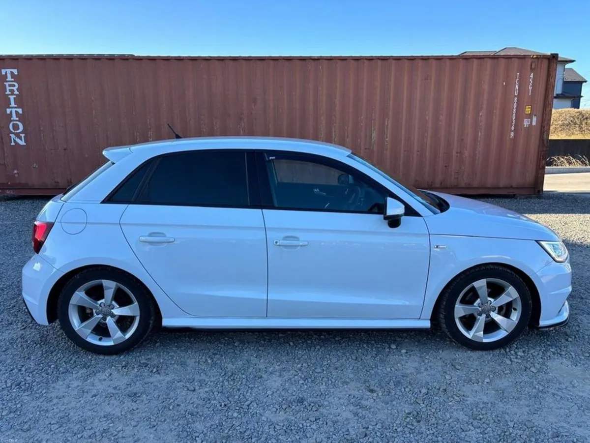 Audi A1 Sportback 1st Edition - Image 2