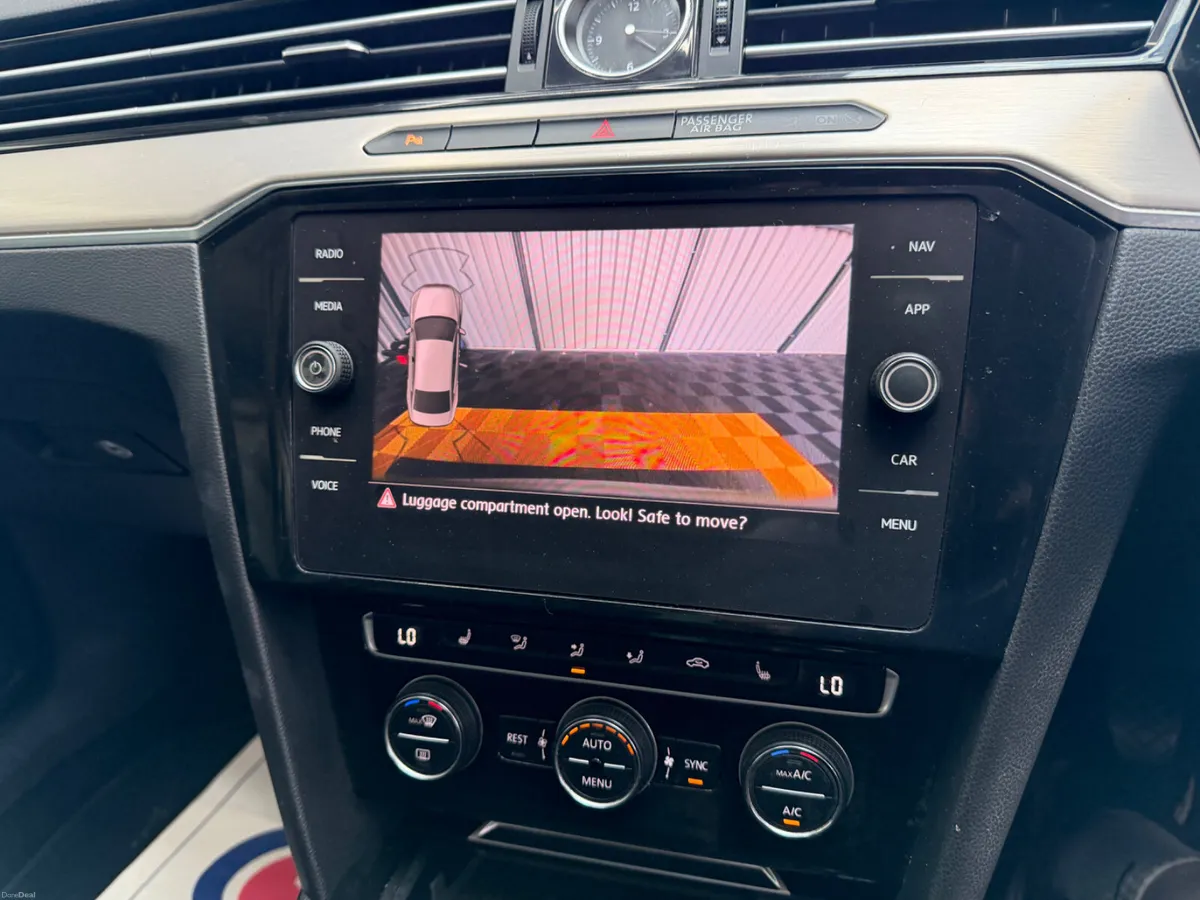 Volkswagen Passat 2019 Highline 2.0Tdi - Image 4