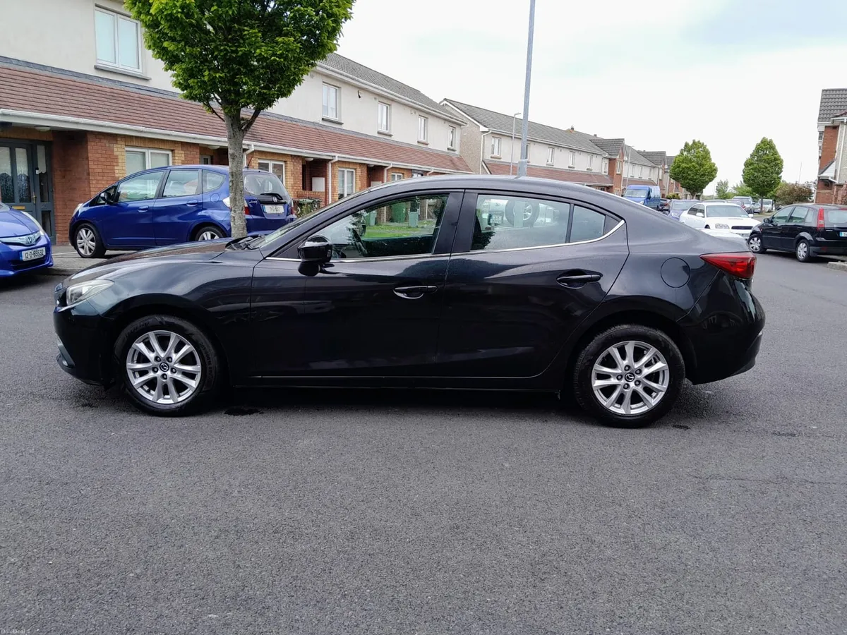 2014 Mazda 3 executive nct 9/26 - Image 4