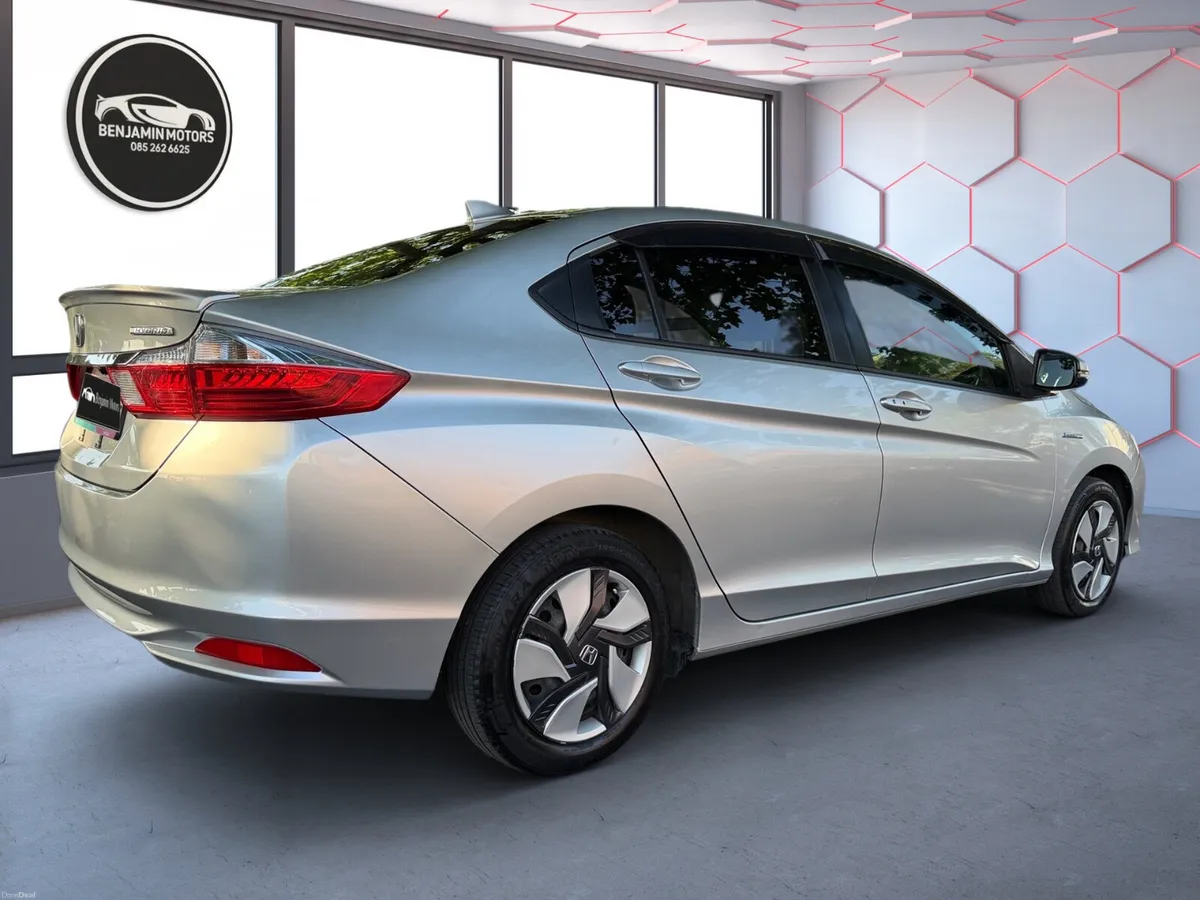 Honda Grace 2016 New Nct 1.5 - Image 5