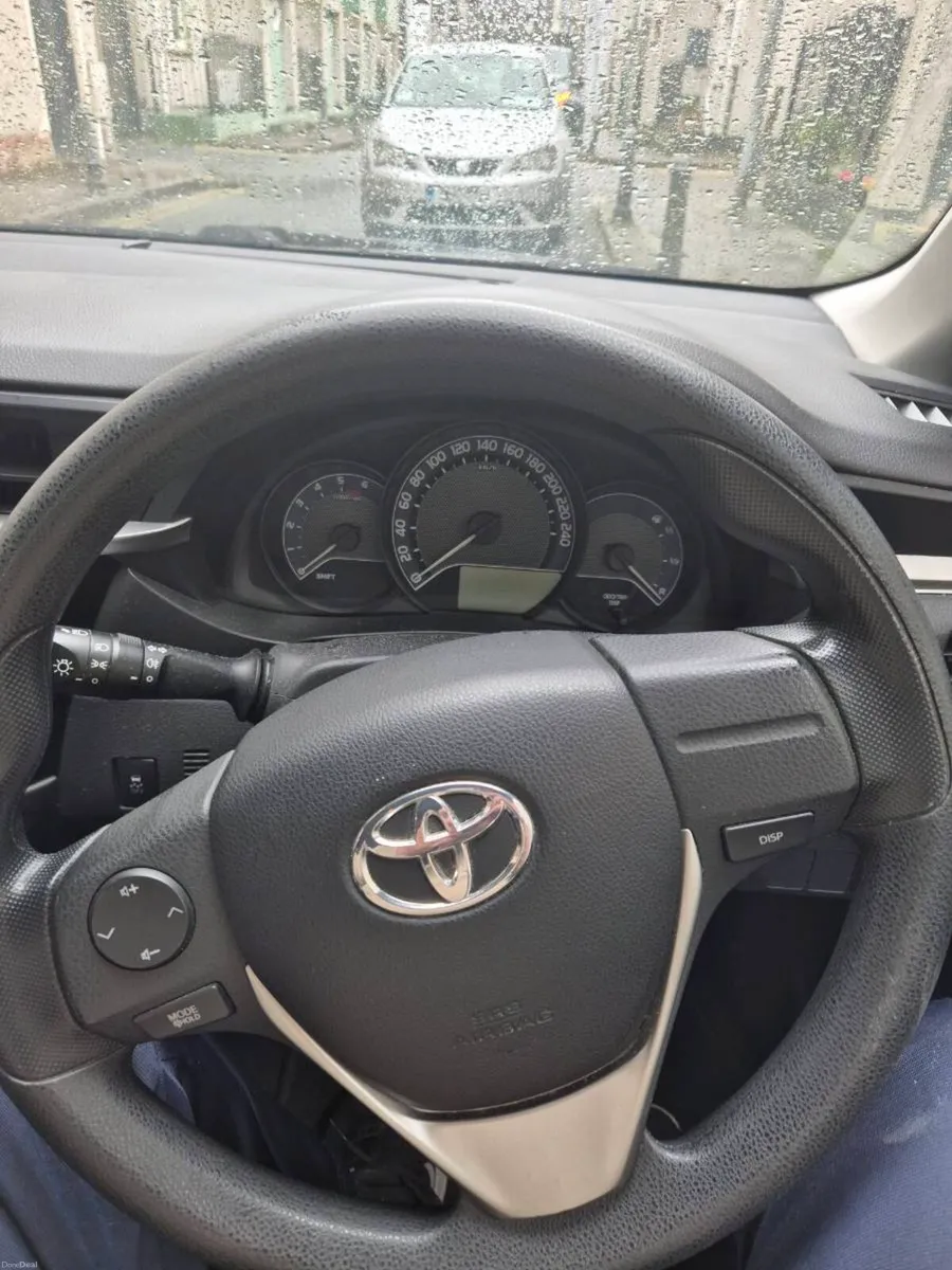 Toyota Corrolla 2014 - Image 1