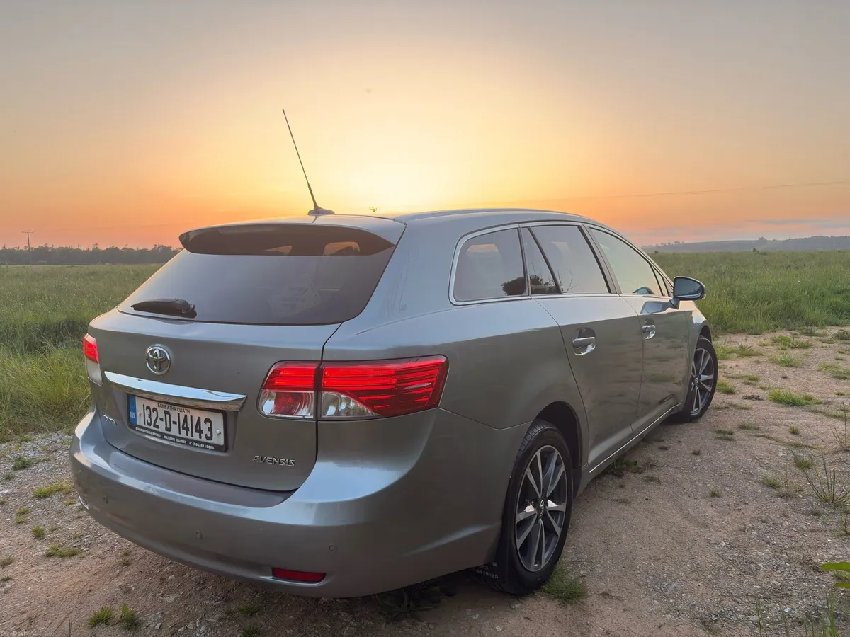 Toyota Avensis Estate 2.0 D4D - Image 1