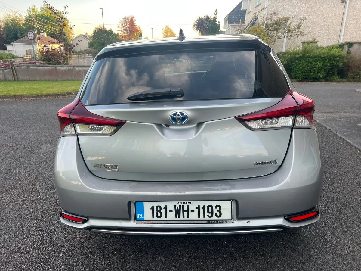 Toyota Auris Luna sport Automatic - Image 3