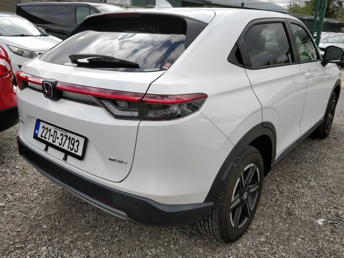 Honda Vezel 2022 New Shape Low Mileage Auto Hybrid - Image 2