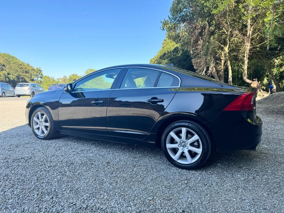 VOLVO S60 // NCT 04/27 // AUTOMATIC - Image 4