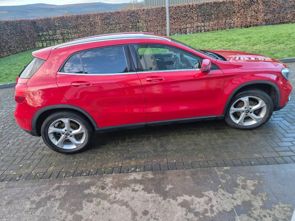 Gla 200D    Diesel - Image 2