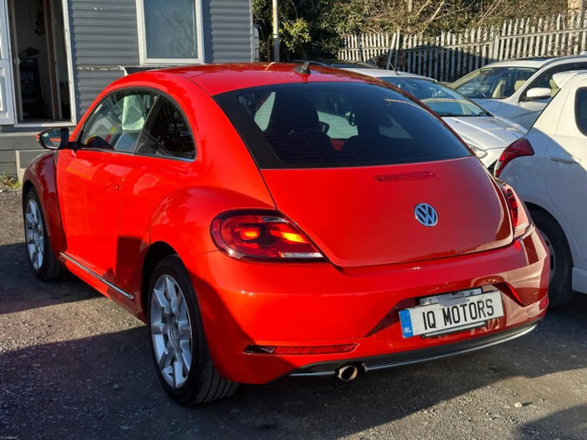 Volkswagen Beetle 1.2  PETROL AUTOMATIC BLACK STYL - Image 4