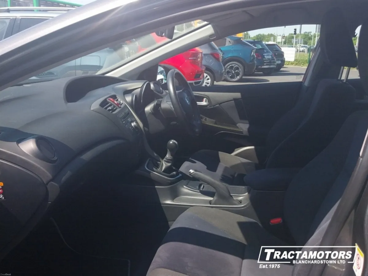 Honda Civic 1.4 I VTEC ES 4DR - Image 4
