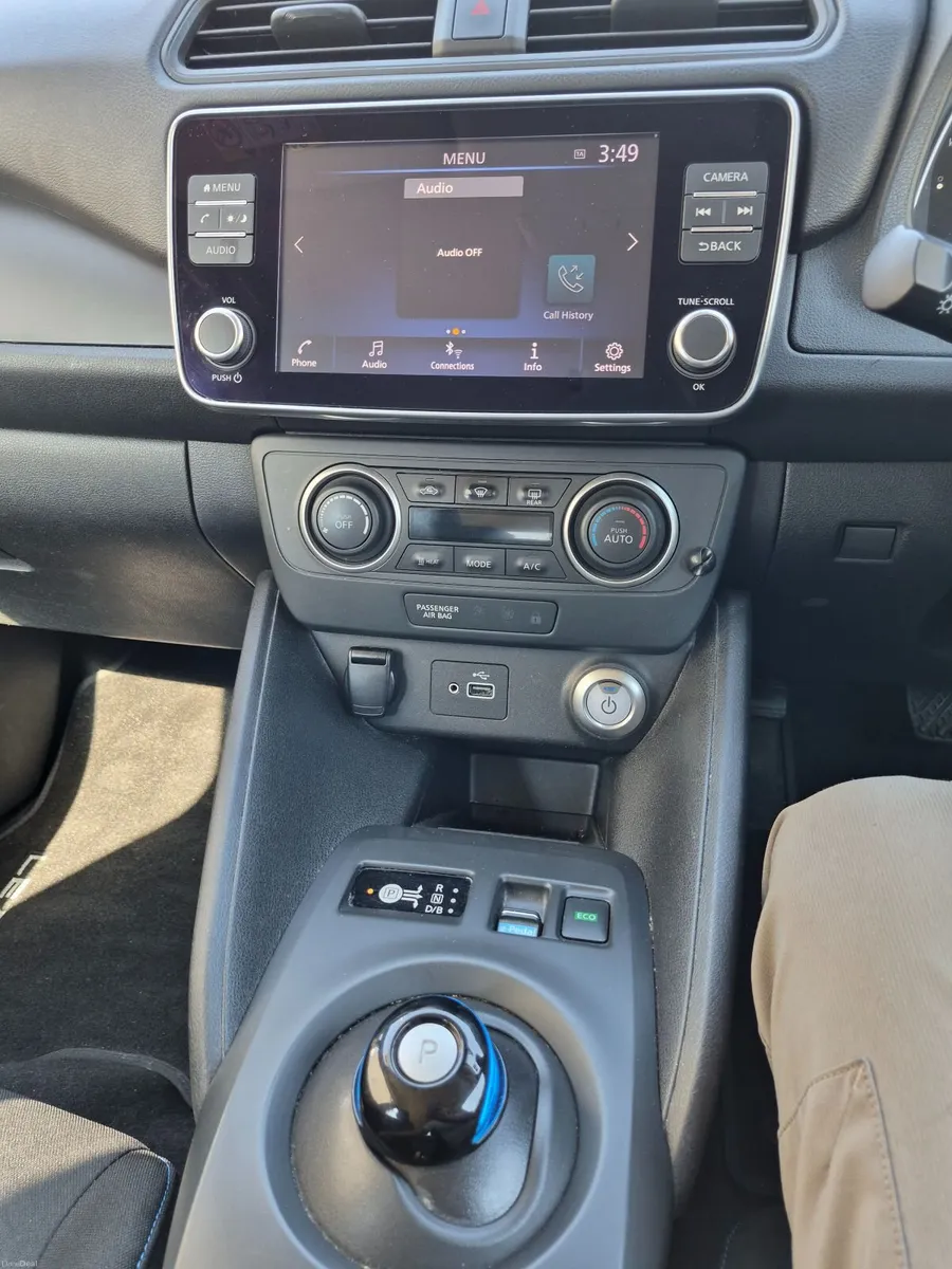 Nissan Leaf 2022 ( Electric) 62KW - Image 3