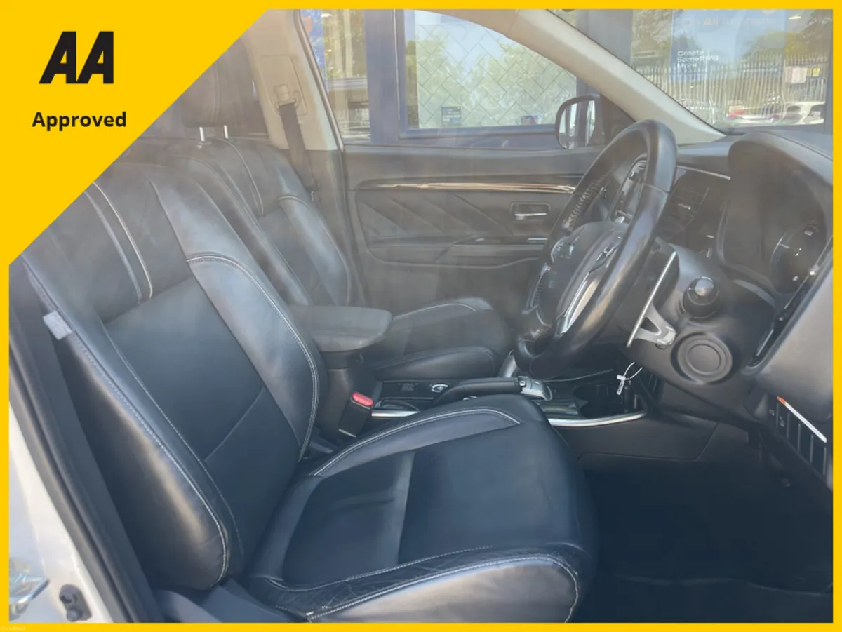 Mitsubishi Outlander 2.0 GX4H PHEV 200BHP 5DR AUTO - Image 3