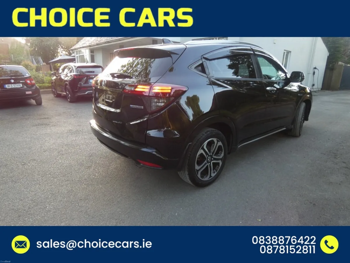 Honda Vezel 1.5 AUTO HYBRID Z SPEC - Image 4