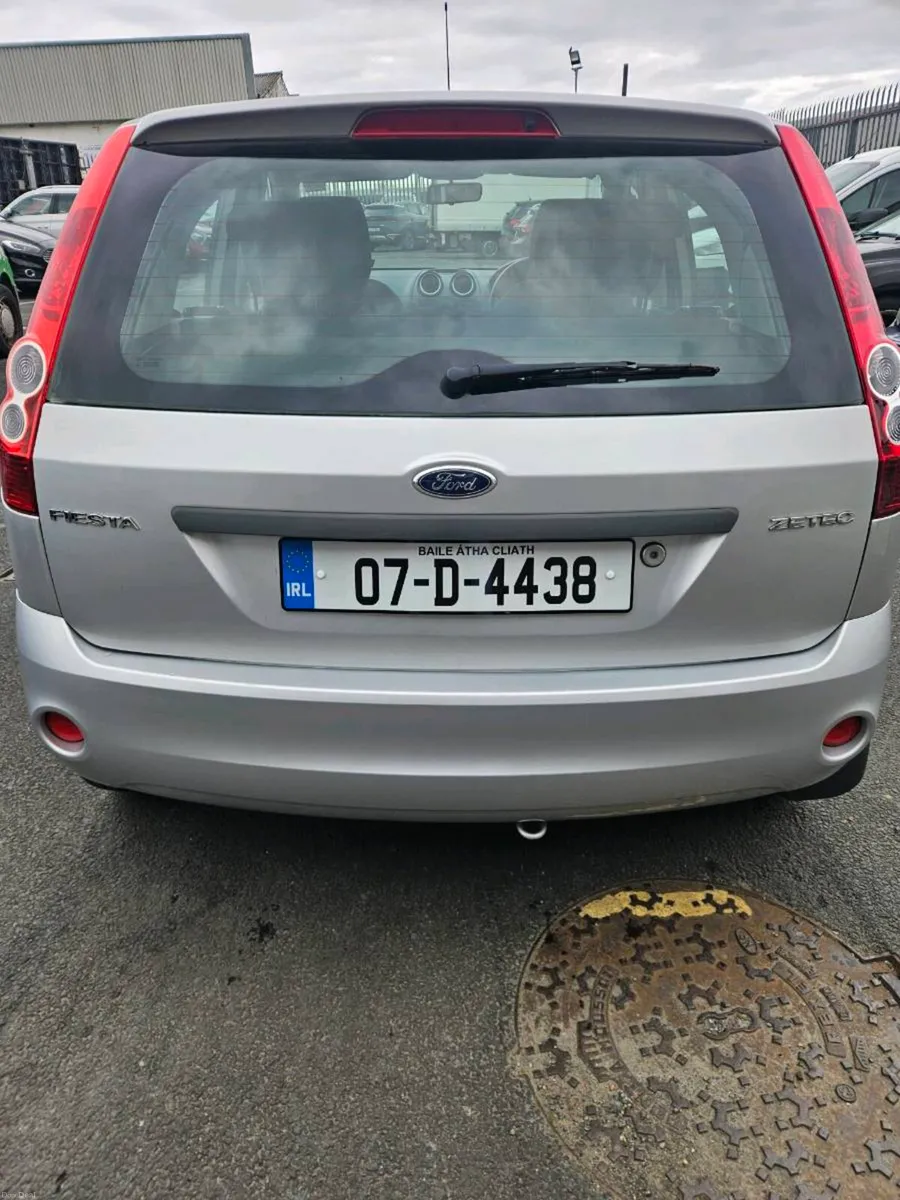 Ford Fiesta - Image 4