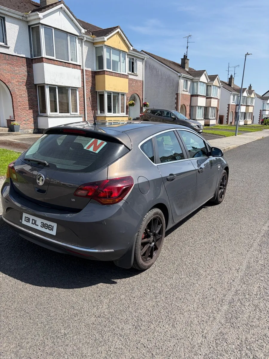 Vauxhall Astra SRI   1.6 petrol - Image 4