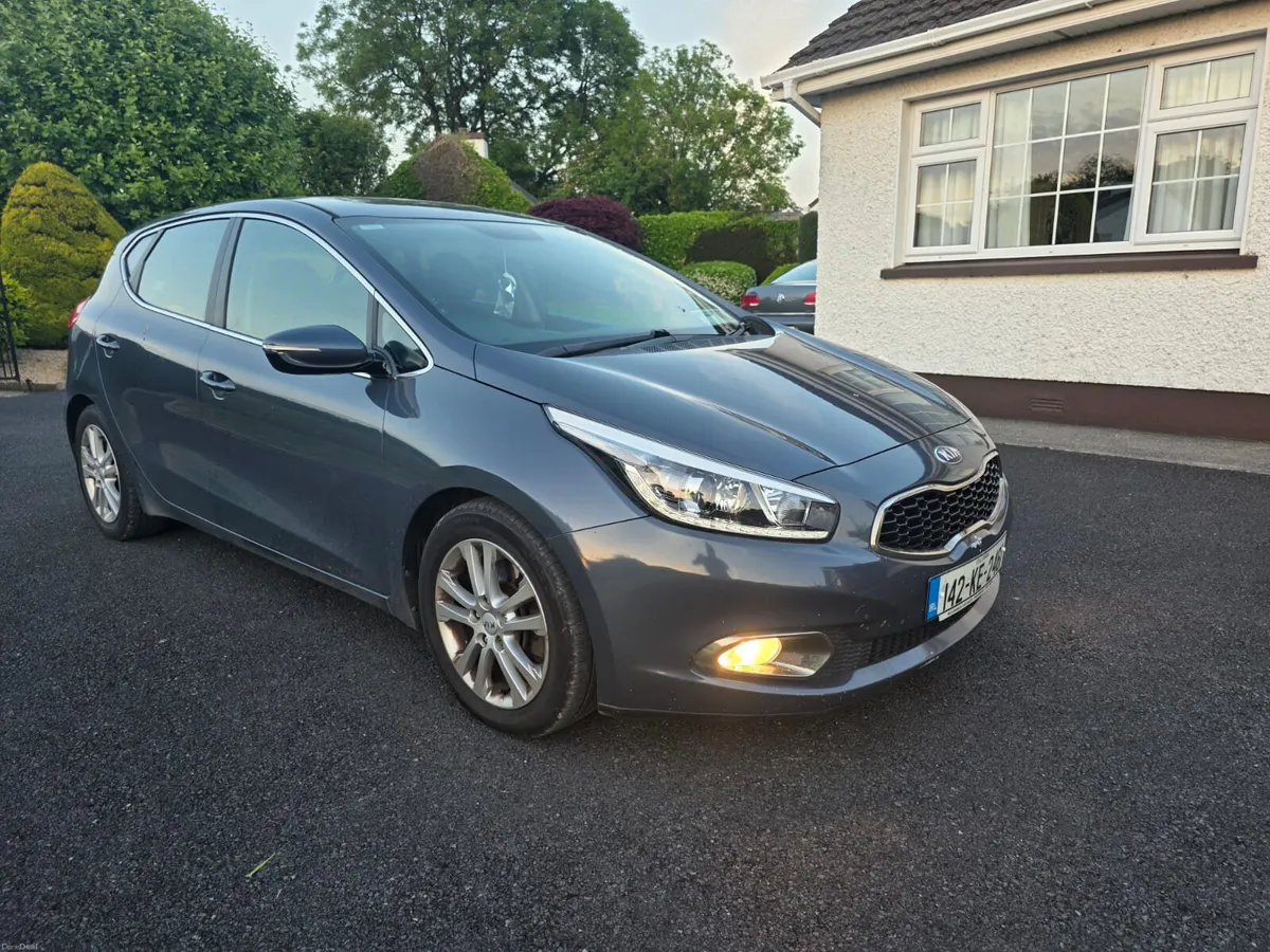 KIA CEED 1.6 CRDI..NEW NCT..TAXED - Image 4