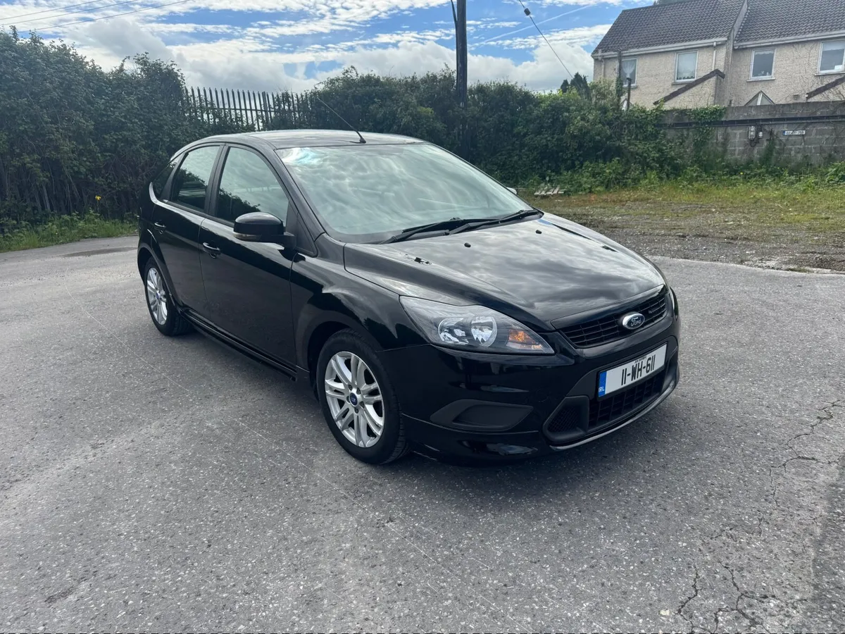 Ford Focus 2011 - Image 1
