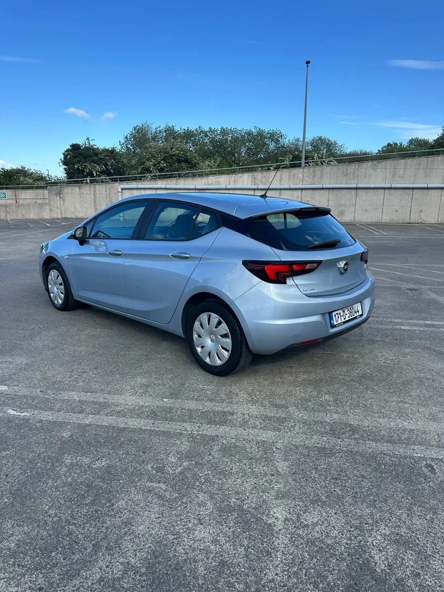 2017 opel astra 1.3 nct and taxed - Image 2