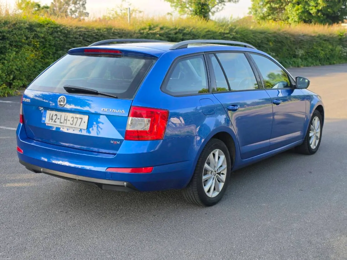 142 SKODA OCTAVIA 4X4 ESTATE fresh NCT - Image 2