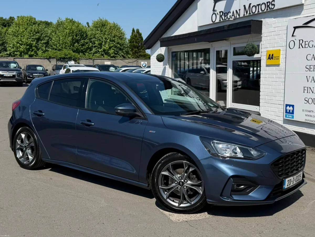Ford Focus ST-LINE 1.5 120HP AUTO - Image 1