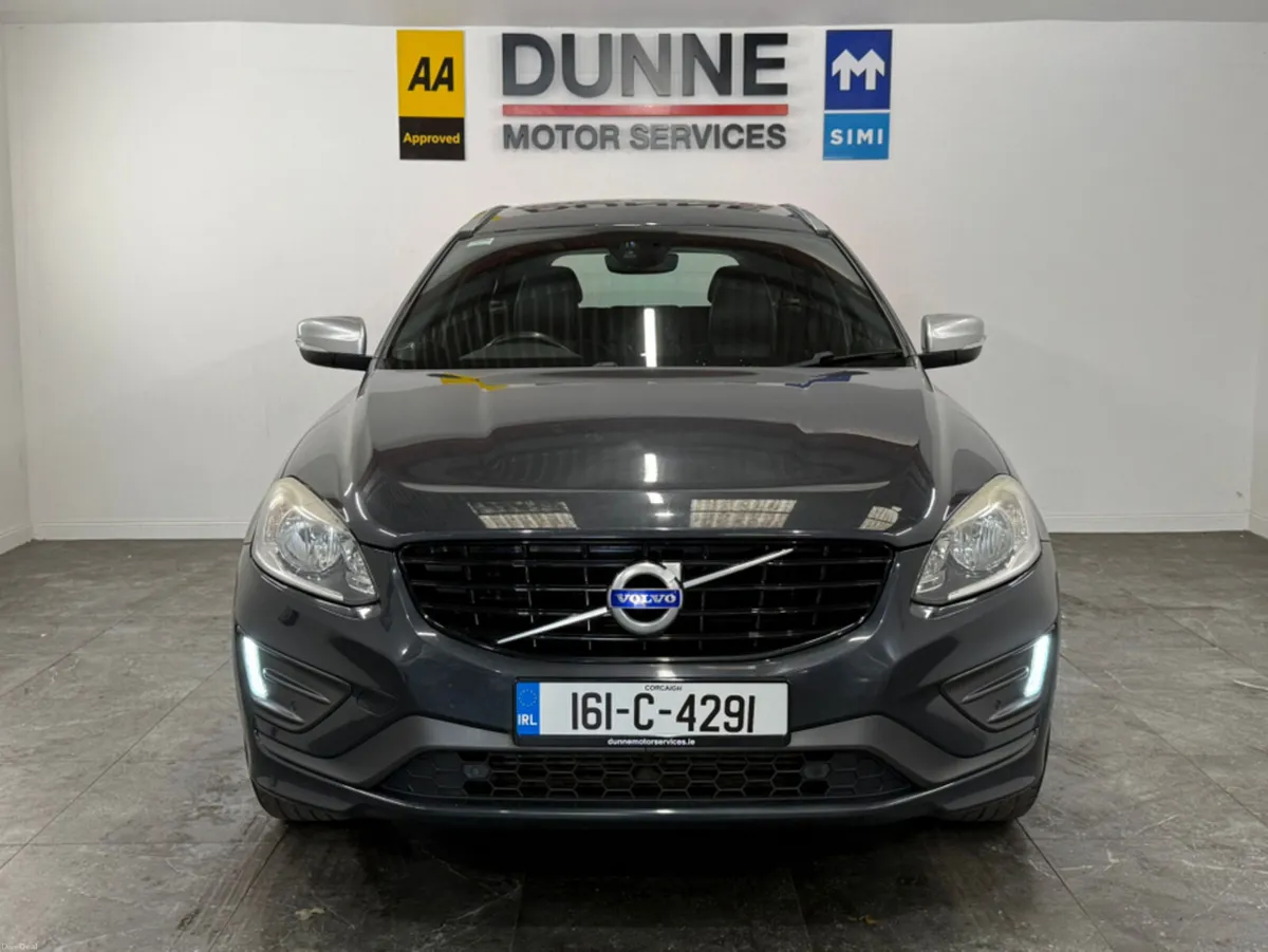 Volvo XC60 **R-DESIGN**AUTO**D4 SE GT**DIAMOND CUT - Image 3