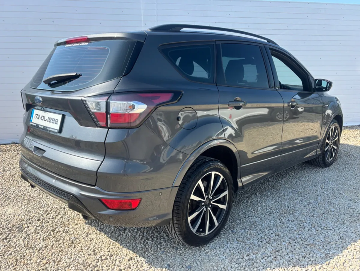 Ford Kuga 1.5 TDCI ST-LINE 120 5DR 120PS - Image 3