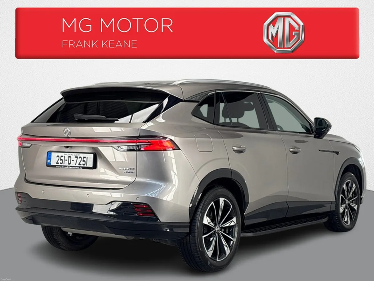 MG HS **HSE EXCLUSIVE PHEV**EX DEMO**BLACK LEATHER - Image 4
