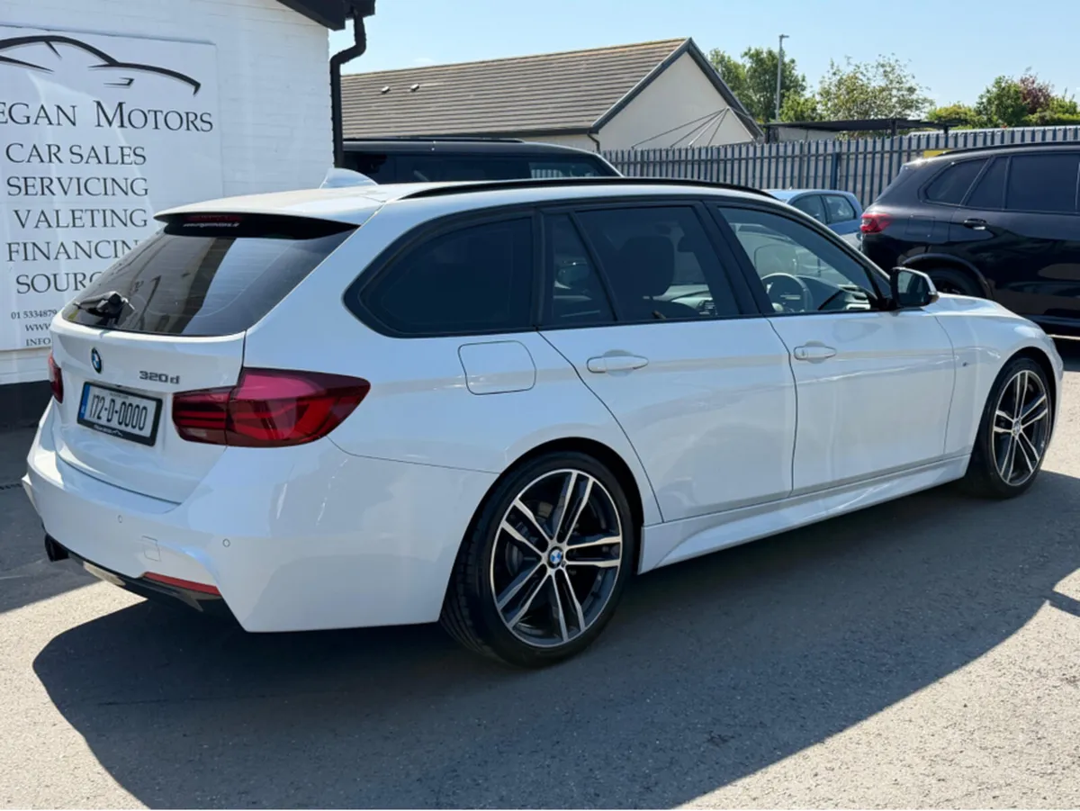 BMW 3-Series SHADOW EDITION 320D 186 BHP M-SPORT A - Image 3