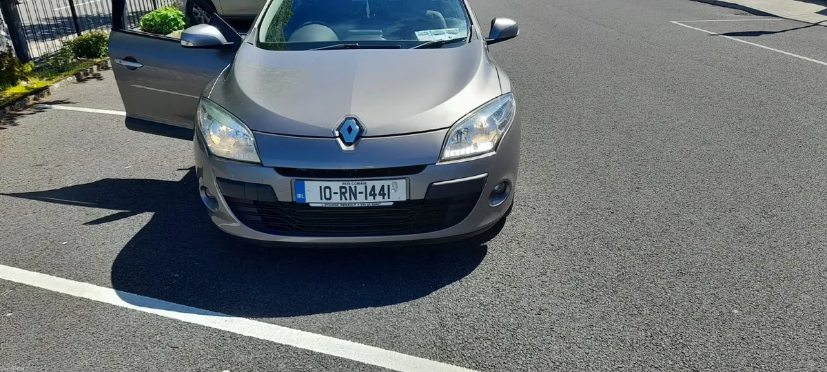 Renault Megane 2010 - Image 2