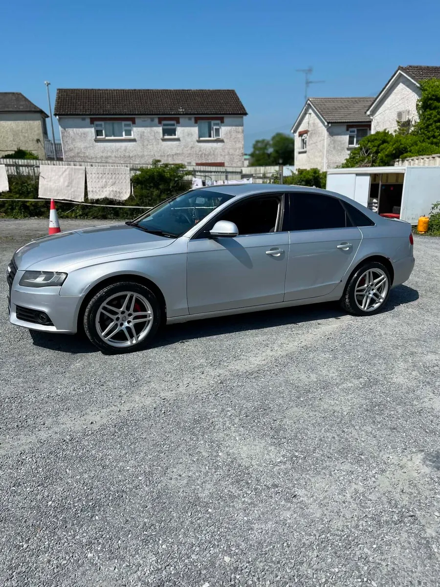 Audi A4 S-line kit Porsche Alloys 100% - Image 3