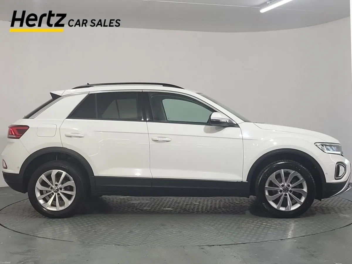 Volkswagen T-Roc SPEC ED Petrol Manual - Image 4