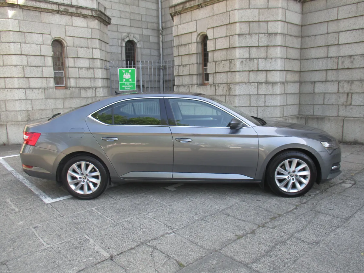 2023 SKODA SUPERB 2.0 TDI DSG AMBITION 150 BHP - Image 2