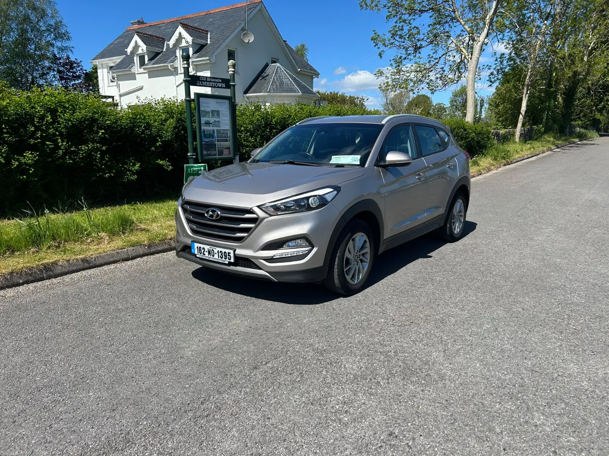 Hyundai Tucson CRDI SE Nav - Image 2