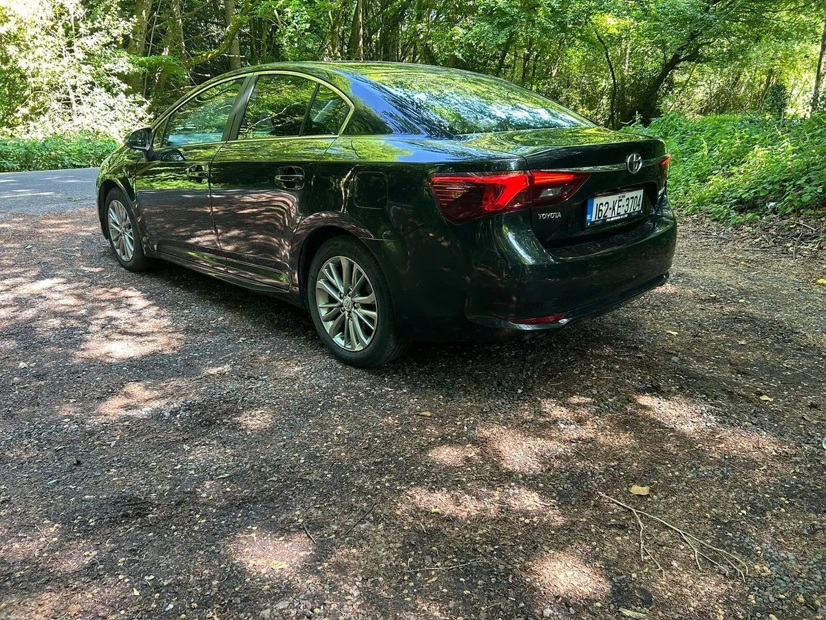 Toyato Avensis - Image 3