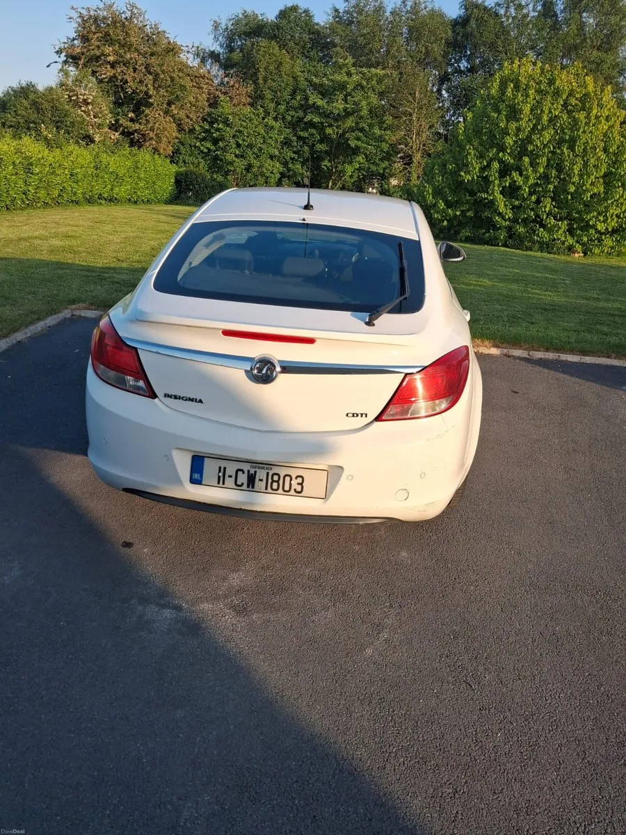 Vauxhall Insignia 2011 - Image 4