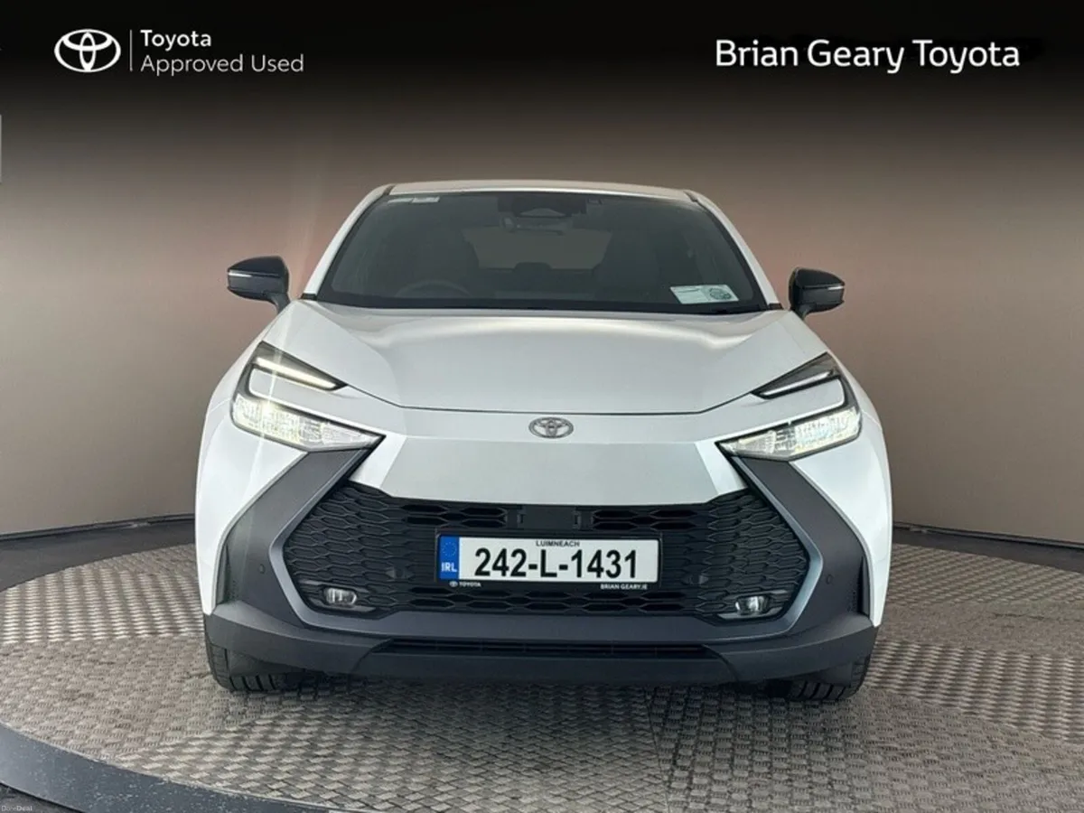 Toyota C-HR HYBRID SPORT - Image 5