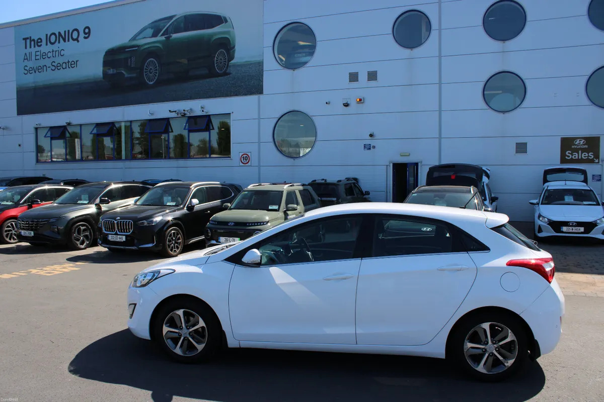 Hyundai i30 2016 - Image 2