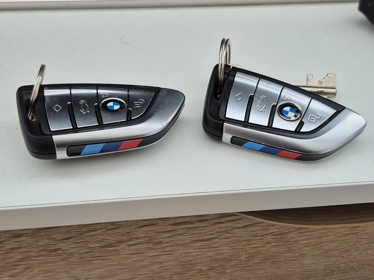 BMW 5-Series 2022 - Image 1