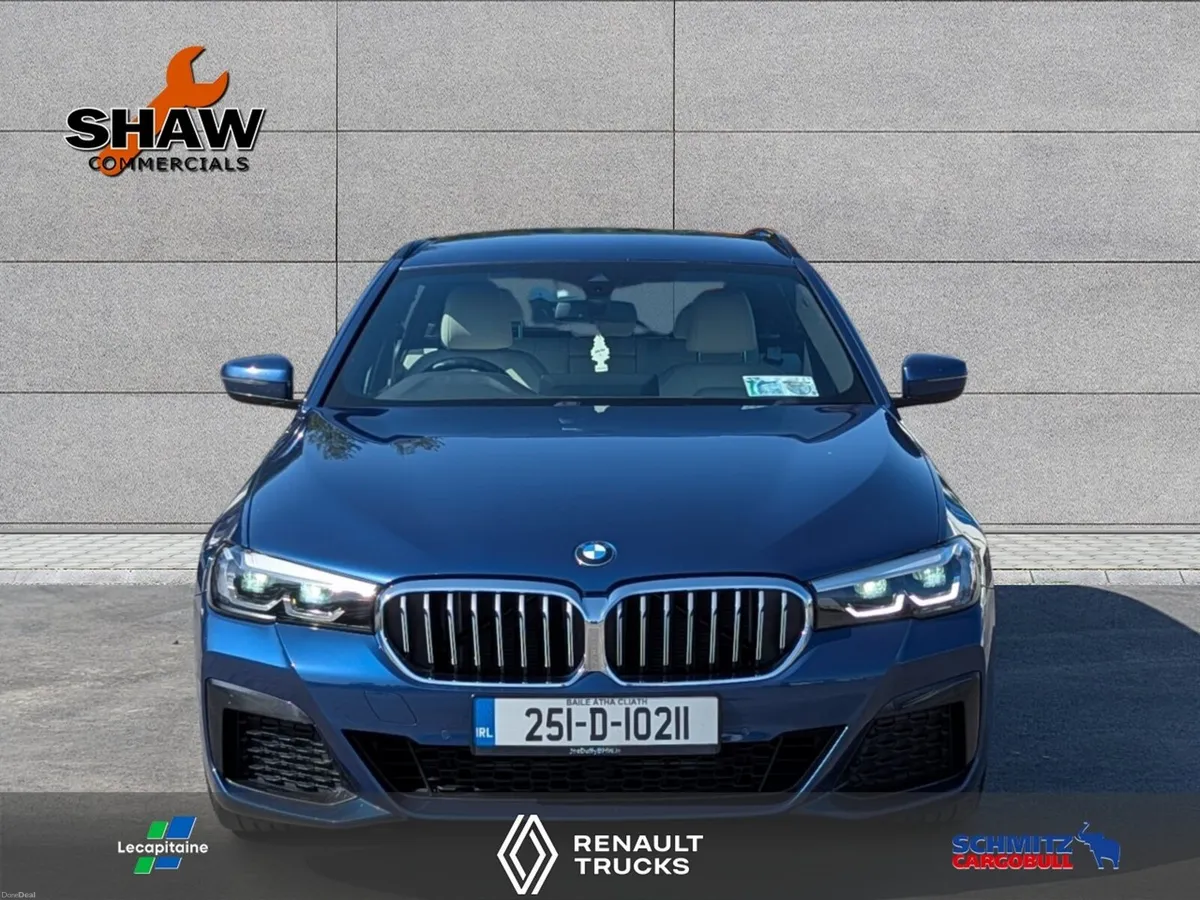 251 BMW 520d Msport Estate Tourer - Image 3